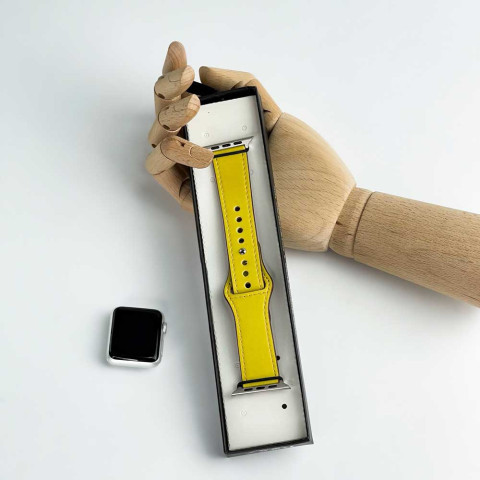Кожаный ремешок Leather Rivet Clasp для Apple Watch 42/44/45mm Canary yellow Кожаный ремешок Leather Rivet Clasp для Apple Watch 42/44/45mm Canary yellow